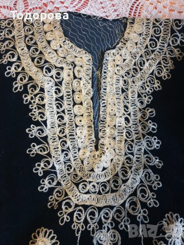 Старинен сукман от кадифе със сърма, снимка 3 - Антикварни и старинни предмети - 43595336