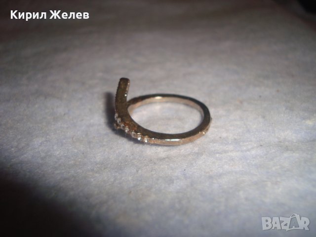 ФИГУРАЛЕН ЗМИЕВИДЕН ЗЛАТИСТ АРТ ПРЪСТЕН с ПЪСТРОЦВЕТНИ ФАСЕТИРАНИ КРИСТАЛИ 27743, снимка 4 - Пръстени - 37488879