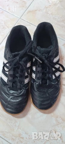 детски футболни обувки 