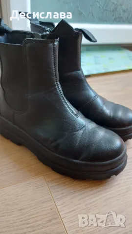 Детски непромокаеми ботуши H&M номер 31, снимка 3 - Бебешки боти и ботуши - 47314470