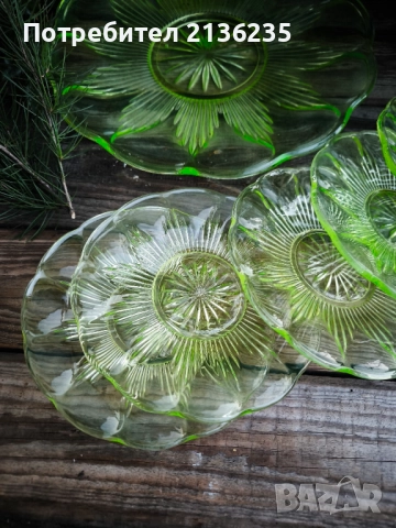 Ураново стъкло – арт деко комплект чинии, снимка 7 - Антикварни и старинни предмети - 52818229