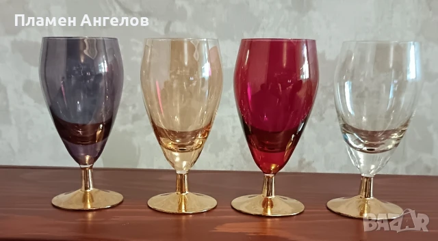 Ретро, винтидж комплект от 4 красиви чаши