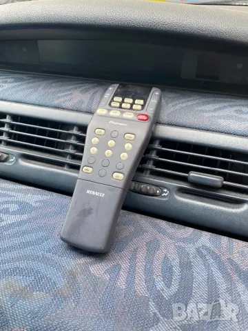 Дистанционно за радио еспейс