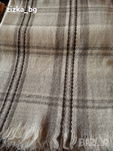 Продавам вълнено одеало