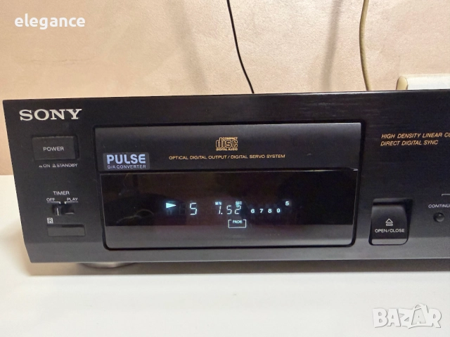 CD плейър Sony CDP-897, снимка 6 - Ресийвъри, усилватели, смесителни пултове - 52705124