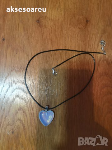 Ново колие медальон с висулка любовно сърце от красив минерал лунен камък модни бижута за подарък за, снимка 13 - Колиета, медальони, синджири - 38325406
