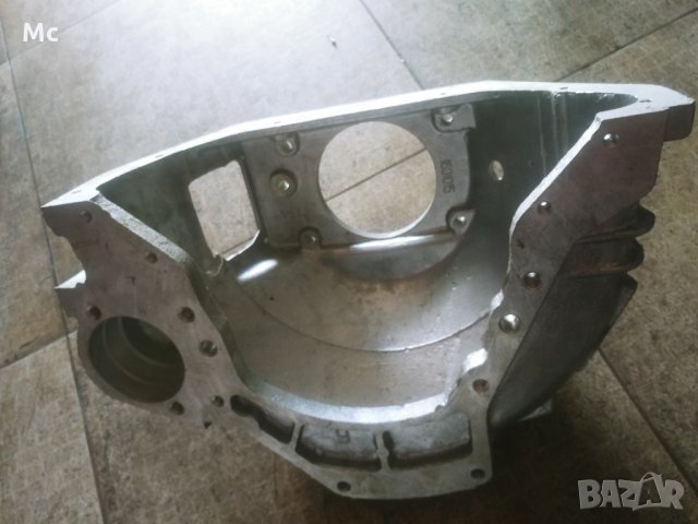 Кожух съединител ГАЗ 24 НОВ, снимка 2 - Части - 28645471