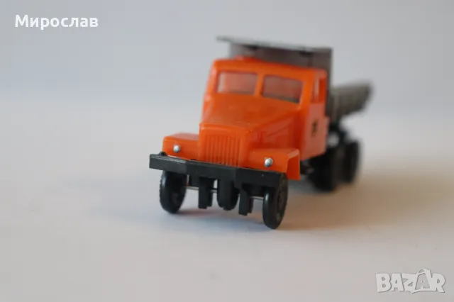 IGRA?? H0 1/87 PRAGA TATRA КАМИОН САМОСВАЛ МОДЕЛ КОЛИЧКА ИГРАЧКА, снимка 2 - Колекции - 49242546