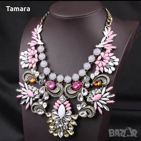 Колие, снимка 3 - Колиета, медальони, синджири - 28159726