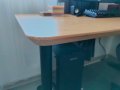 Бюра бамбук крака метал и офис столове сиви кафеви плат меш маса, снимка 3