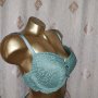 hunkemoller 75 F Дантелен сутиен в зелено , снимка 2