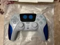 PS5 DualSense - Astro Bot Limited Edition, снимка 2