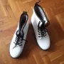 Dr. Martens 40 номер естествена кожа бели , снимка 3