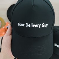 Шапка за доставчици ISA, с текст Your Delivery Guy, Черна, Регулируем размер, снимка 2 - Шапки - 38121305
