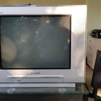 Телевизор Panasonic TX-21PZ1P диагонал 21" (51 см) плосък екран, снимка 1 - Телевизори - 26574045