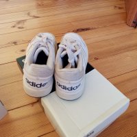 Маратонки adidas, снимка 3 - Детски маратонки - 34606021