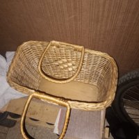 Плетена кошница супер здрава и Нова тоест идеално състояние, снимка 1 - Бидони, бурета и бъчви - 44118410