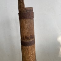 Стара, дървена бучка с метален обков, снимка 3 - Антикварни и старинни предмети - 43924626