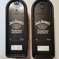 Метална кутия   Jack Daniels. 2 броя за 20лв, снимка 1 - Други ценни предмети - 44924354