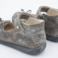 №18, Официални обувки за момиче сиви с панделка и велкро, снимка 4 - Бебешки обувки - 28616929