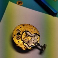 Стар Немски Механичен Миниатюрен Пътнически Часовник Kienzle, снимка 4 - Антикварни и старинни предмети - 36938695