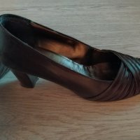 Елегантни обувки, снимка 2 - Дамски обувки на ток - 35549380