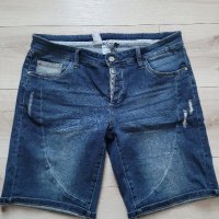 Мъжки къси дънкови панталони , снимка 1 - Къси панталони - 43572434