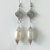 Красиви обици с овални перли и орнаменти в цвят Сребро , снимка 3 - Обеци - 33274038