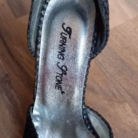 Нови абитуриентски черни елегантни обувки със сребърен брокат и остър връх, БЕЗПЛАТНА ДОСТАВКА, снимка 4 - Дамски обувки на ток - 32729886