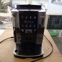 Кафе машина Delonghi Magnifica START, снимка 1 - Кафемашини - 43817408