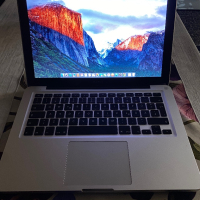 MacBook 13-inch, Aluminum, Late 2008, снимка 3 - Лаптопи за работа - 44906669