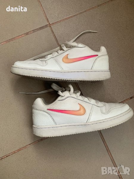 Nike дамски маратонки, снимка 1