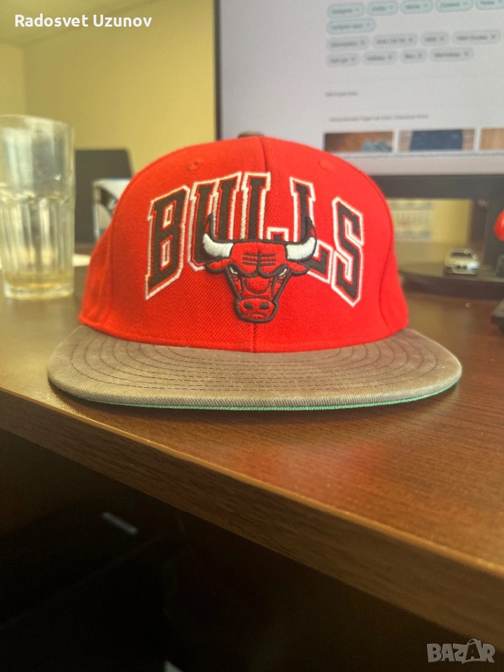 Баскетболна шапка Adidas Originals на Chicago Bulls, снимка 1