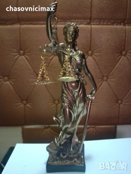 статуетка Темида-33см., снимка 1