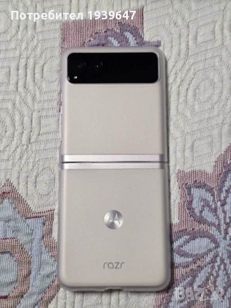 Motorola RAZR 40 , снимка 1