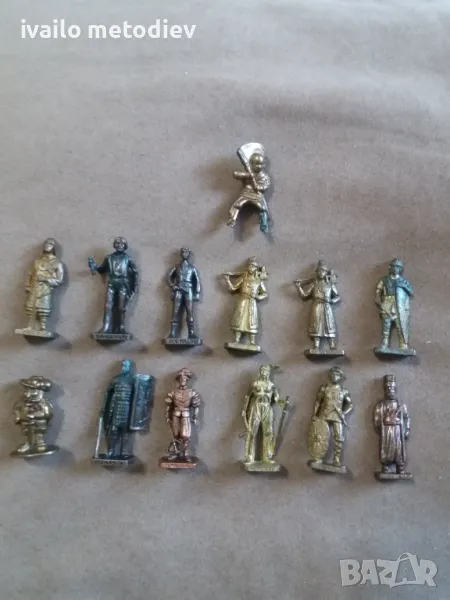 Метални фигурки - войници от Киндер яйца 13 броя, снимка 1
