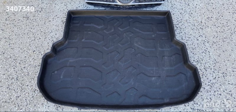 Mercedes GLK стелка леген за багажник , снимка 1