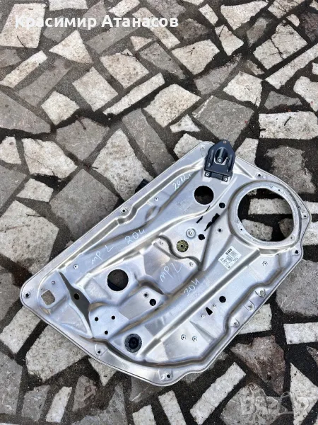 A2048204102. Стъклоповдигач преден ляв за Мерцедес Ц-класа W204. A2048204102. , снимка 1