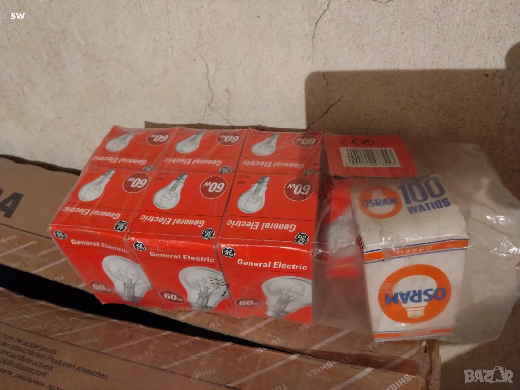 крушки с нажежаема жичка 60вт / 220в байонет, снимка 1