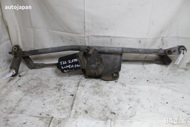 Лостов механизъм чистачки с моторче Тойота авенсис т22 2.0тд 90кс комби 00г Toyota avensis t22 2.0td, снимка 1