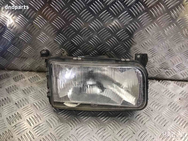 Десен фар VW Passat 1992г., снимка 1