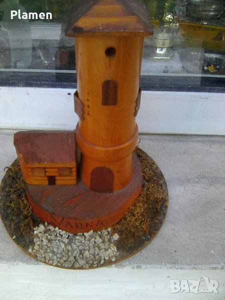 Дървен модел на морски фар сувенир от Варна, снимка 1