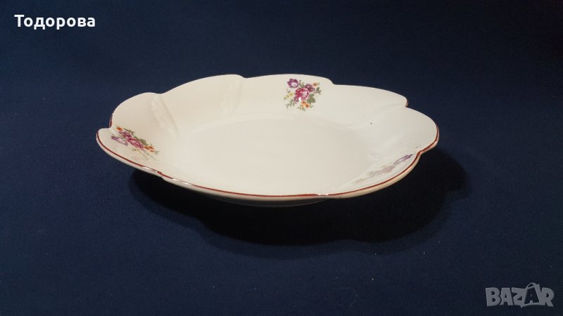 Порцеланово голямо плато, снимка 1