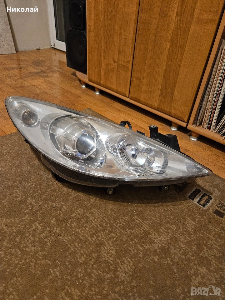 Десен фар за Пежо 307 CC Hatchback Combi Фейслифт, снимка 1