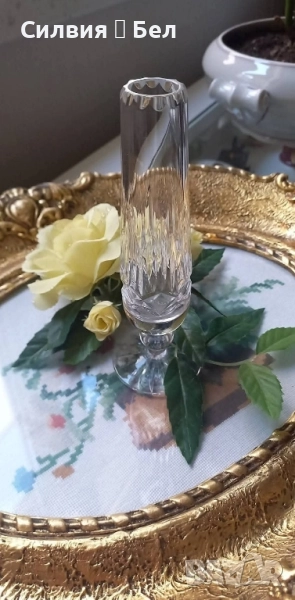 Малка кристална вазичка , снимка 1