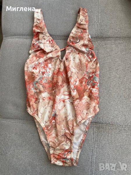 Цял бански , снимка 1