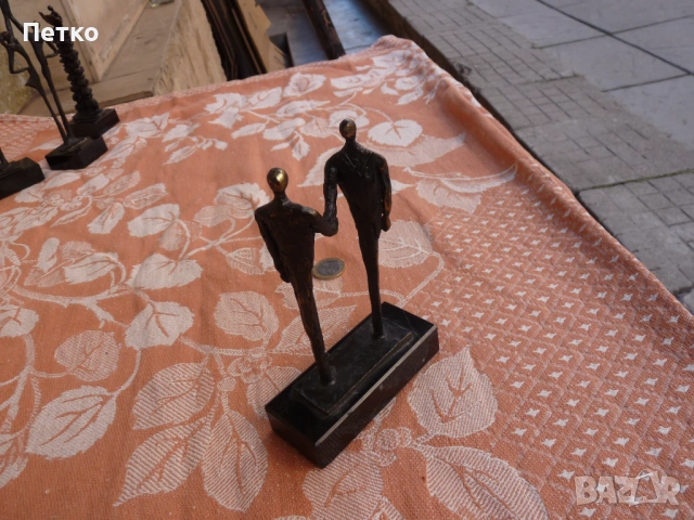 Стара бронзова статуетка пластика, снимка 2 - Антикварни и старинни предмети - 53129293