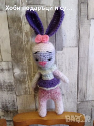 Кукла и заек, снимка 1 - Кукли - 24571879