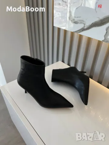 Черни дамски боти на ток 