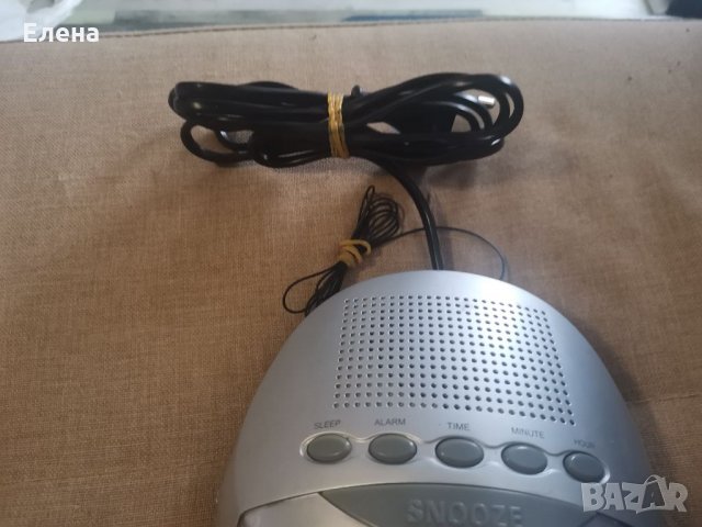 Радио, часовник и будилник , снимка 2 - Радиокасетофони, транзистори - 34570504